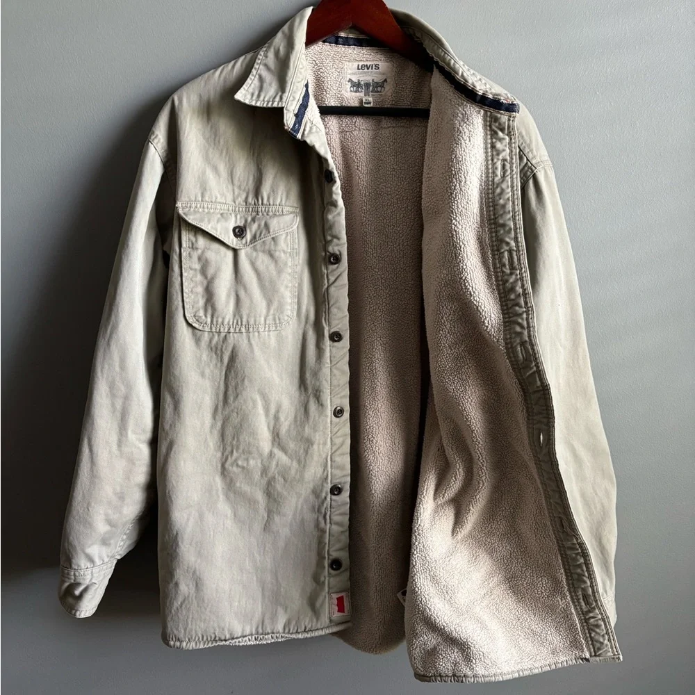 Vintage Levi’s Sherpa Lined Cotton Shirt Jacket - Picture 4 of 11